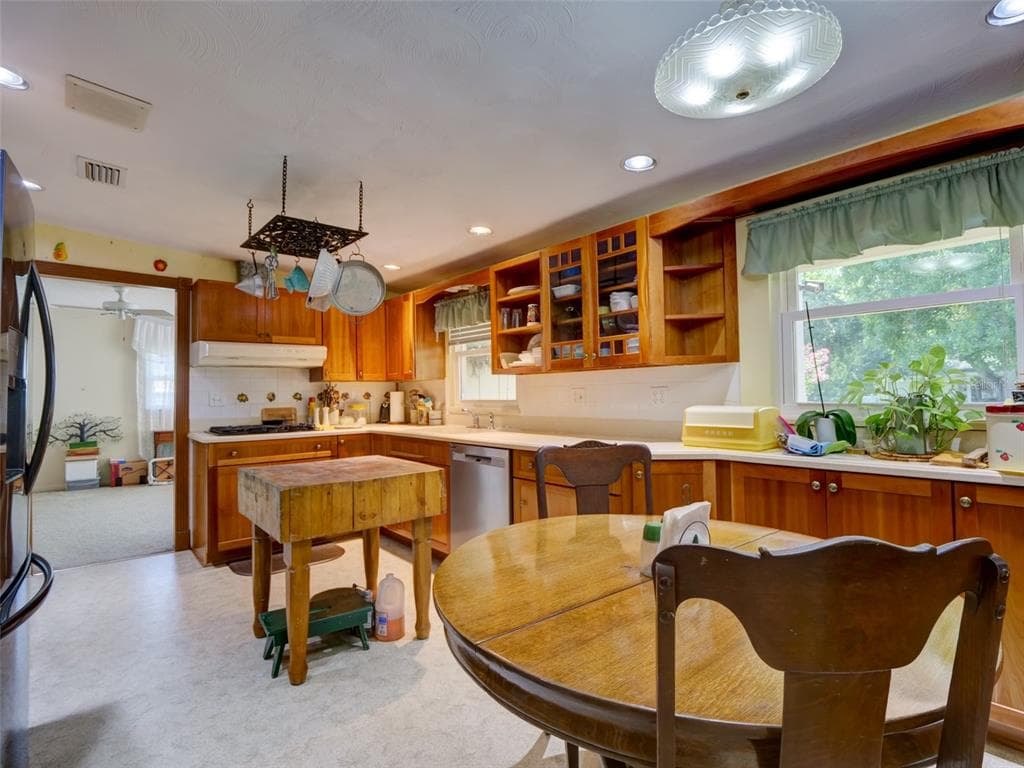 314 N YORK STREET, BUSHNELL, FL 33513 — zdjęcie 4