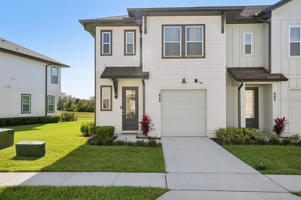 646 LONGBOAT DRIVE, DAVENPORT, FL 33896