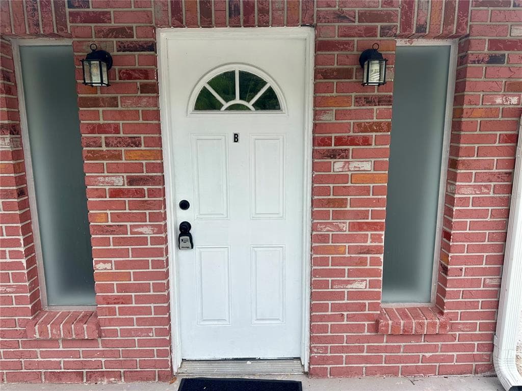 4419 ATWOOD DRIVE # B, TAMPA, FL 33610 — zdjęcie 2
