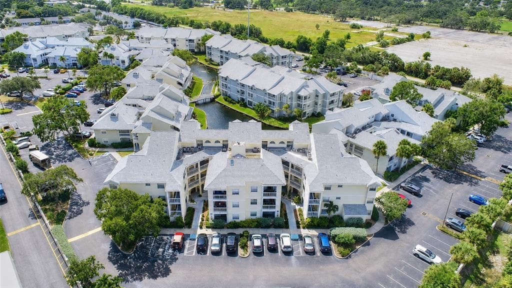 6931 STONES THROW CIRCLE N # 5208, ST PETERSBURG, FL 33710
