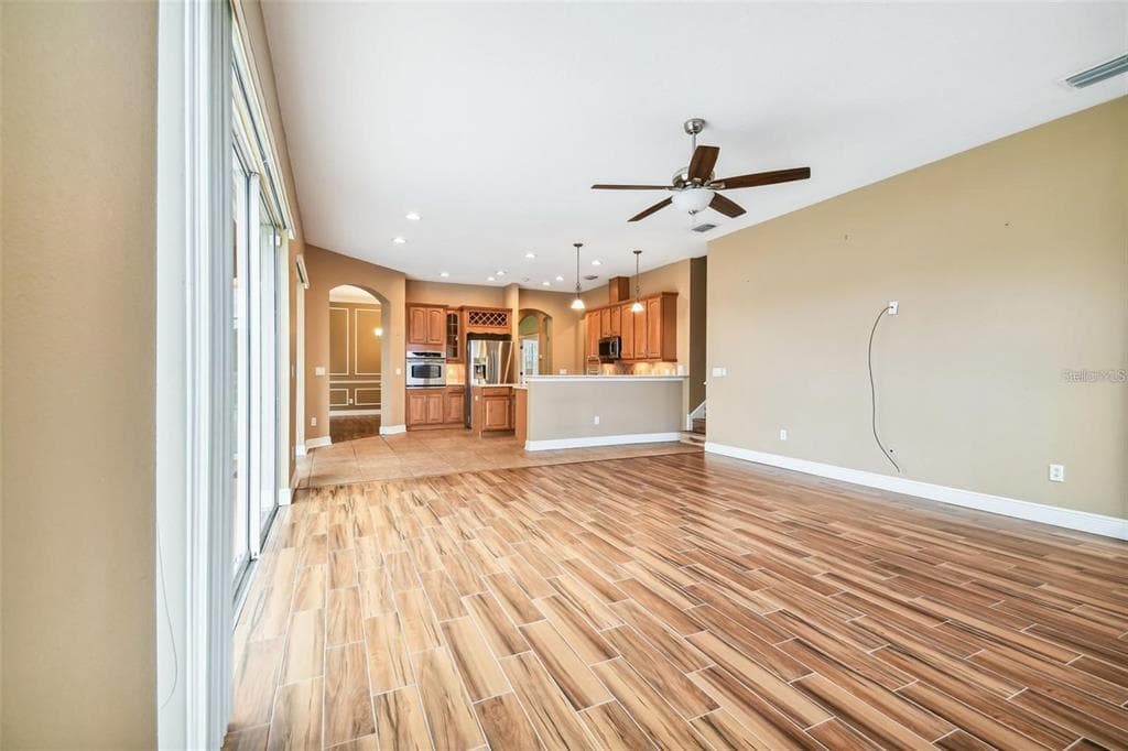 1110 FACET VIEW WAY, VALRICO, FL 33594 — zdjęcie 4