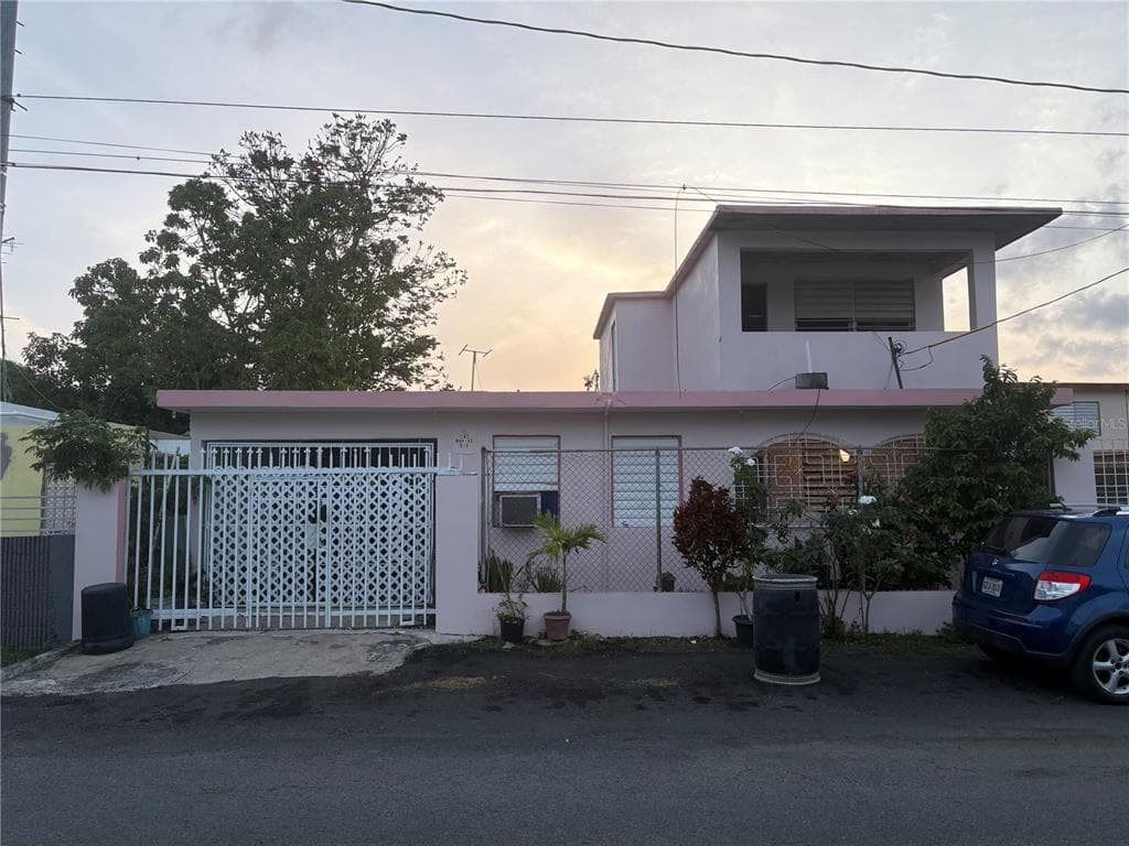 D-19 VILLA JUSTICIA, CAROLINA, PR 00985