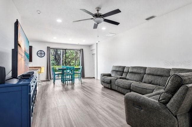 9248 CHANDLER DRIVE, GROVELAND, FL 34736 — zdjęcie 5