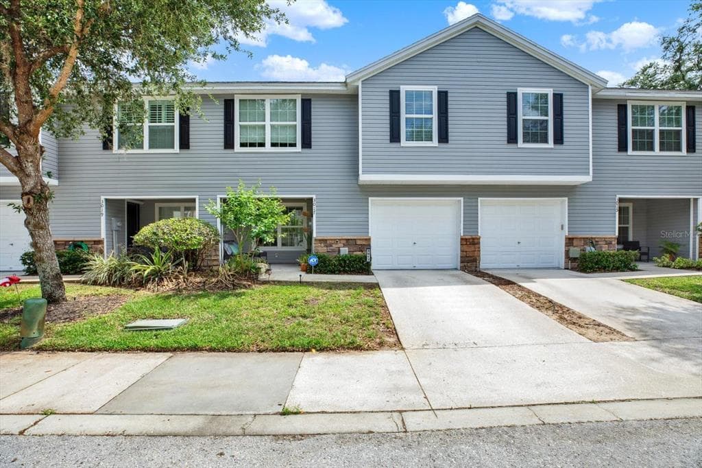 3017 MOJAVE OAK DRIVE, VALRICO, FL 33594