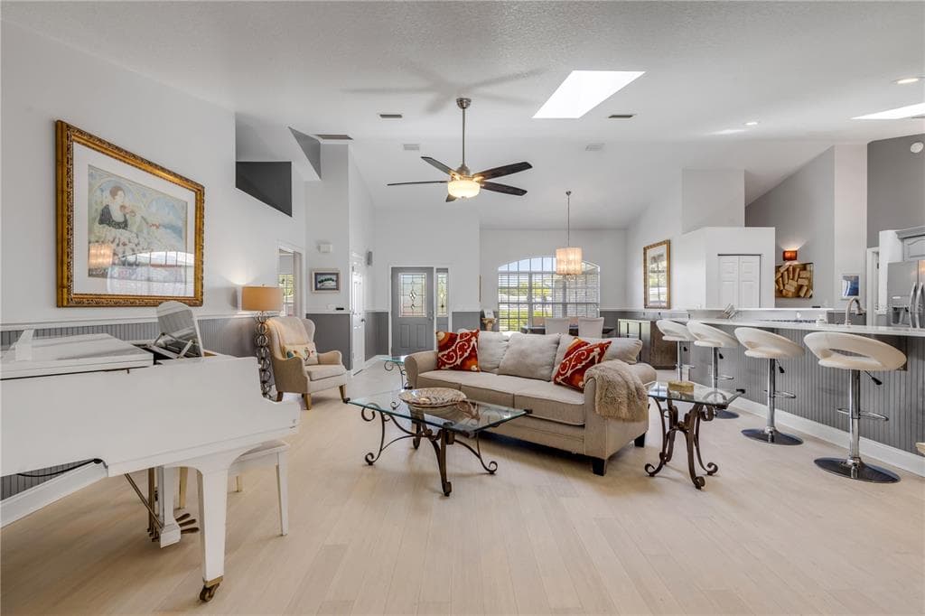 815 E 7TH AVENUE, NEW SMYRNA BEACH, FL 32169 — zdjęcie 4