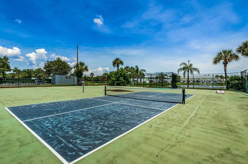 5215 COQUINA KEY DRIVE SE # B, ST PETERSBURG, FL 33705 — zdjęcie 2