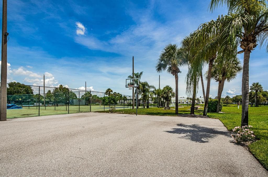 5215 COQUINA KEY DRIVE SE # B, ST PETERSBURG, FL 33705 — zdjęcie 3