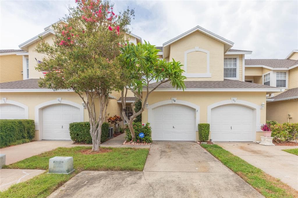 1050 STARKEY ROAD # 104, LARGO, FL 33771