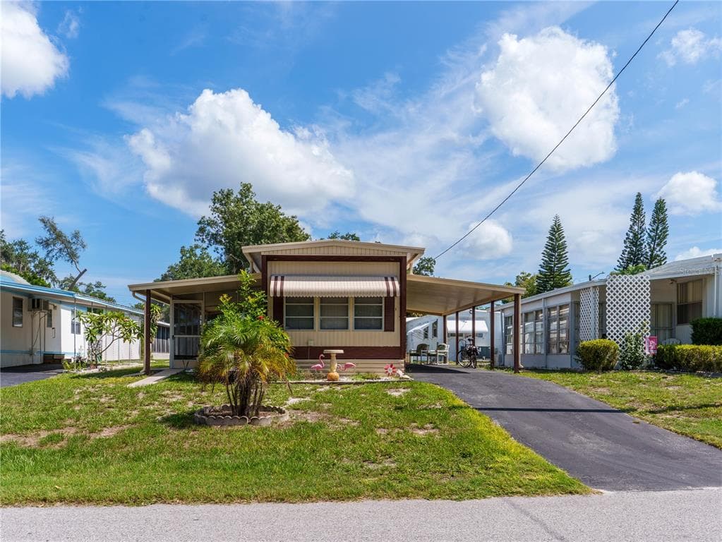 5539 OAK RIDGE AVENUE, NEW PORT RICHEY, FL 34652