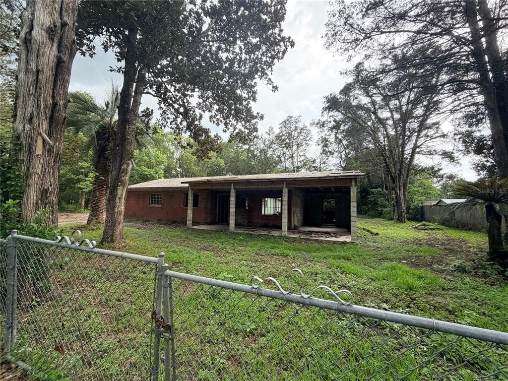 343 LINCOLN AVENUE, BROOKSVILLE, FL 34604