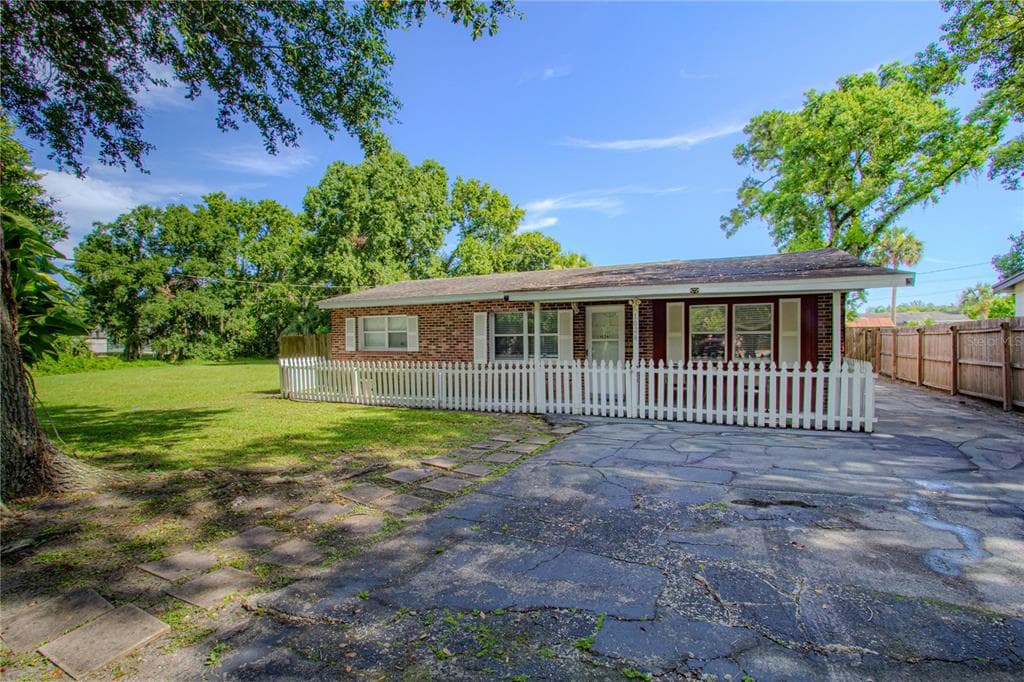 1026 SARITA STREET, SANFORD, FL 32773 — zdjęcie 2