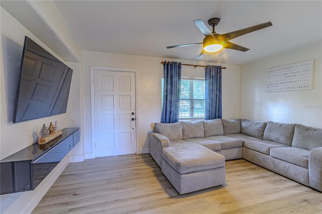 1026 SARITA STREET, SANFORD, FL 32773 — zdjęcie 5