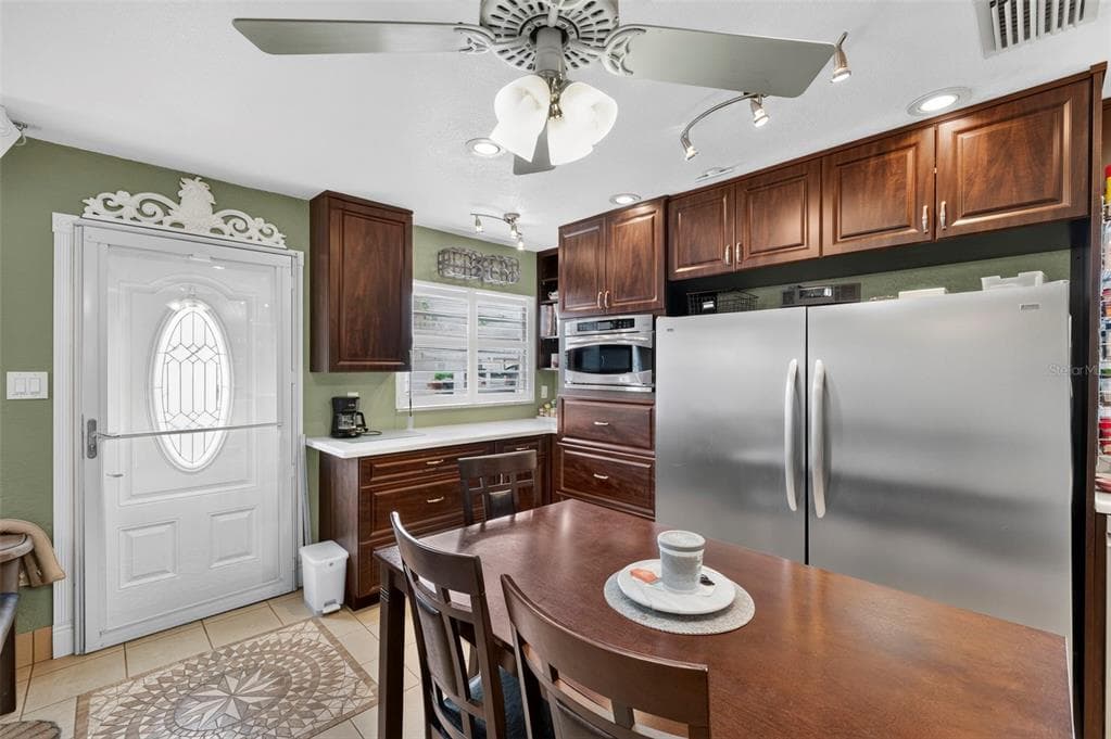 11810 BOYNTON LANE # 1, NEW PORT RICHEY, FL 34654 — zdjęcie 4