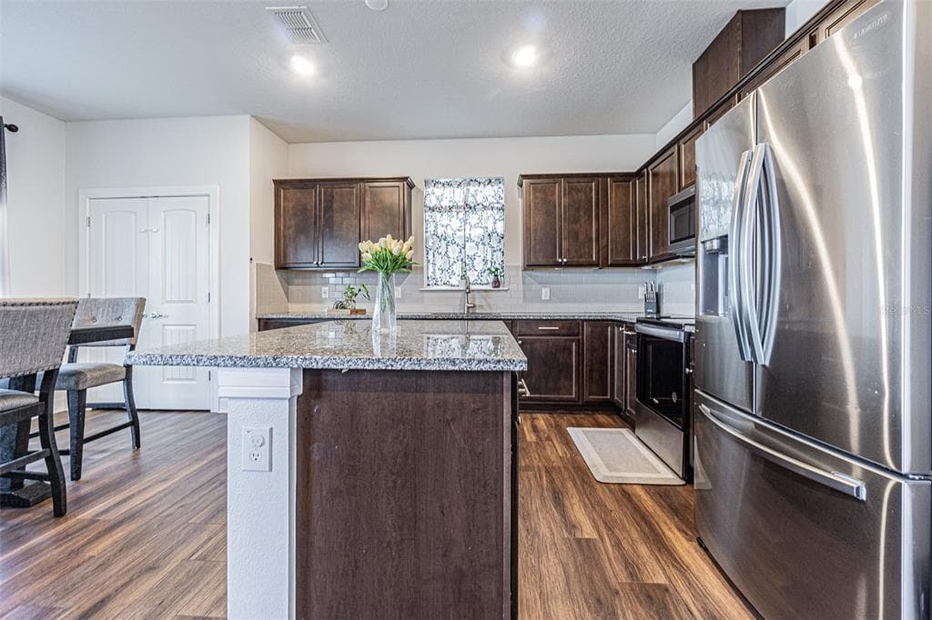 21027 MONZA LOOP, LAND O LAKES, FL 34638 — zdjęcie 3