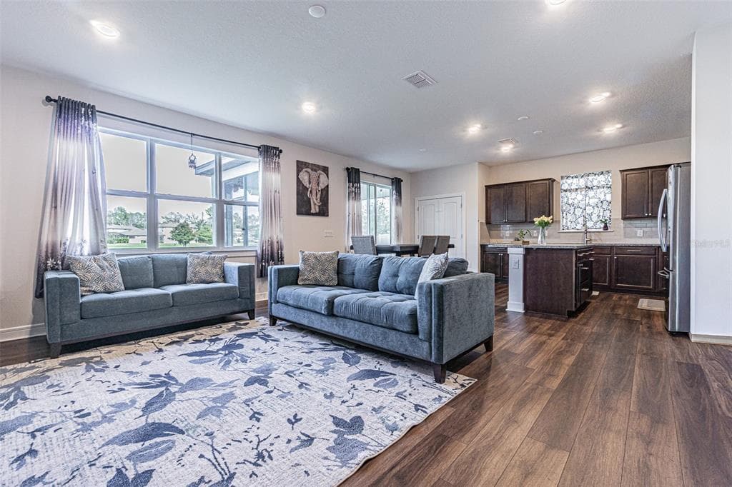 21027 MONZA LOOP, LAND O LAKES, FL 34638 — zdjęcie 5