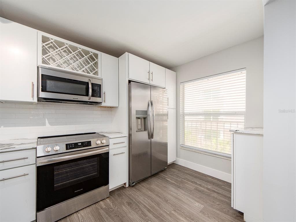 121 ISLAND WAY # 334, CLEARWATER BEACH, FL 33767 — zdjęcie 4