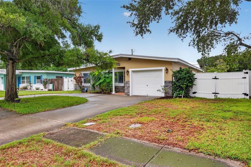 12496 136TH LANE, LARGO, FL 33774 — zdjęcie 4