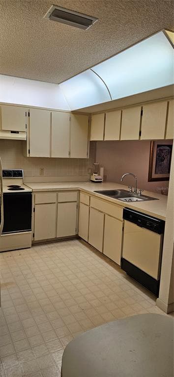 12027 HOOSIER COURT # 201, HUDSON, FL 34667 — zdjęcie 5