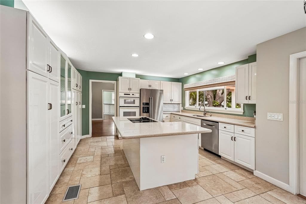 1675 LANDINGS LANE, SARASOTA, FL 34231 — zdjęcie 2