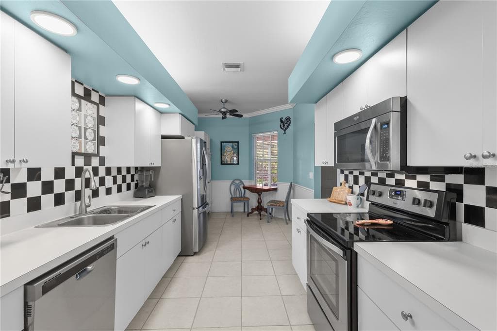 14201 PATTY BERG DRIVE # 201, FORT MYERS, FL 33919 — zdjęcie 3