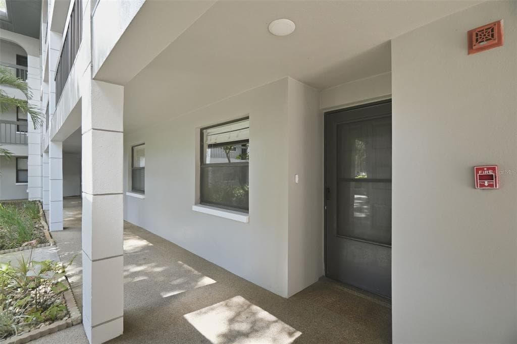 3399 MERMOOR DRIVE # 105, PALM HARBOR, FL 34685 — zdjęcie 3