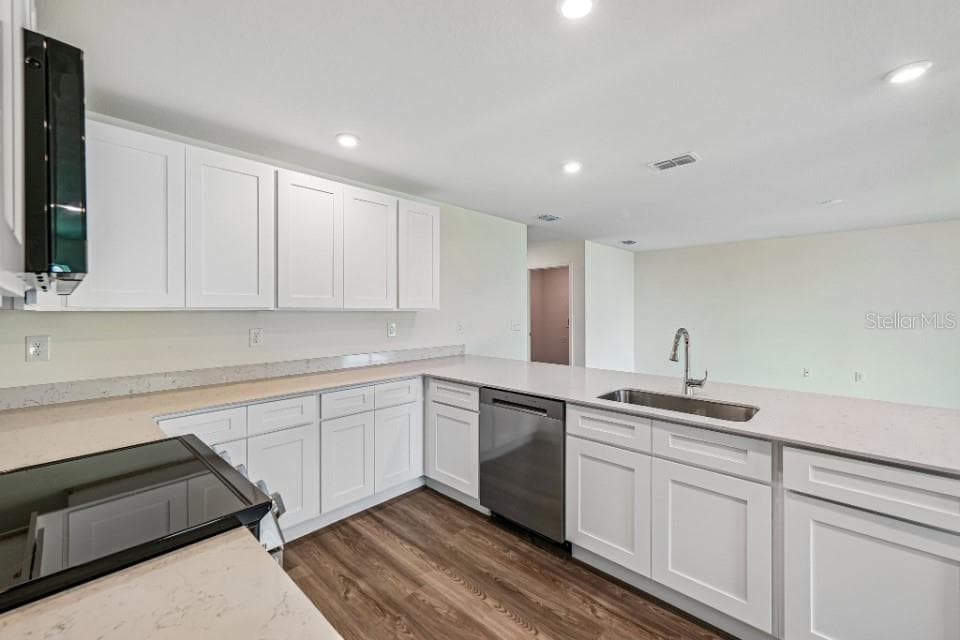 16065 MINORCA DRIVE, PUNTA GORDA, FL 33955 — zdjęcie 5