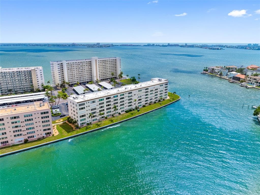 6075 SHORE BOULEVARD S # 315, GULFPORT, FL 33707