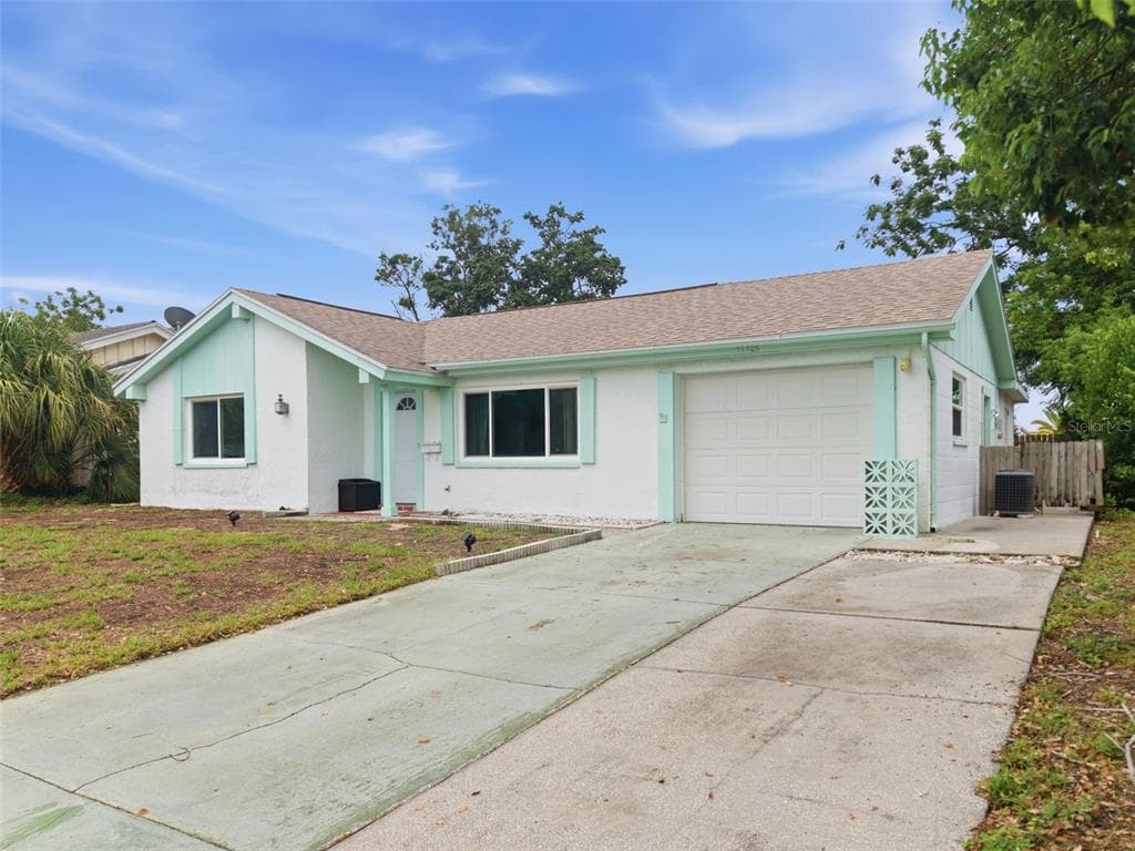 12305 PARTRIDGE HILL ROW, HUDSON, FL 34667 — zdjęcie 2