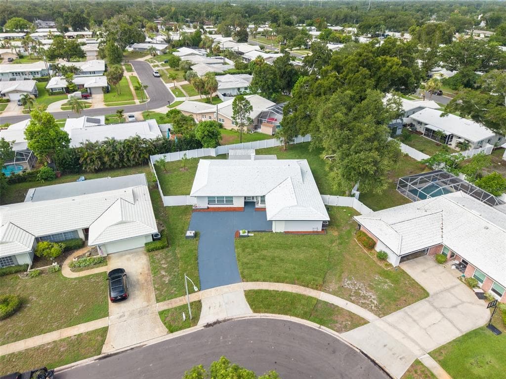 2065 ENVOY COURT, CLEARWATER, FL 33764 — zdjęcie 2