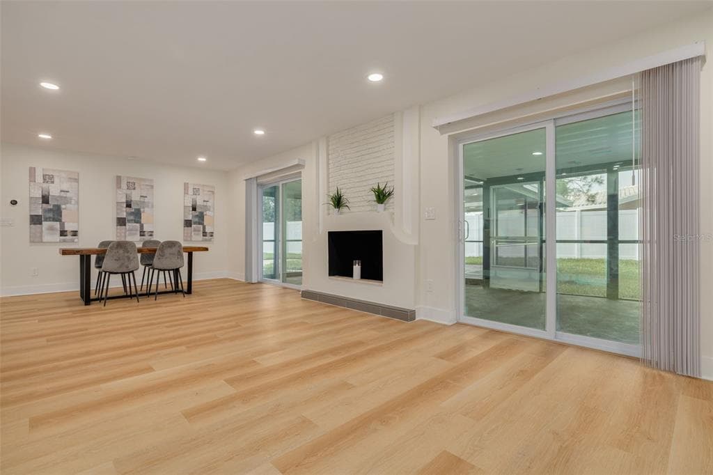 2065 ENVOY COURT, CLEARWATER, FL 33764 — zdjęcie 4