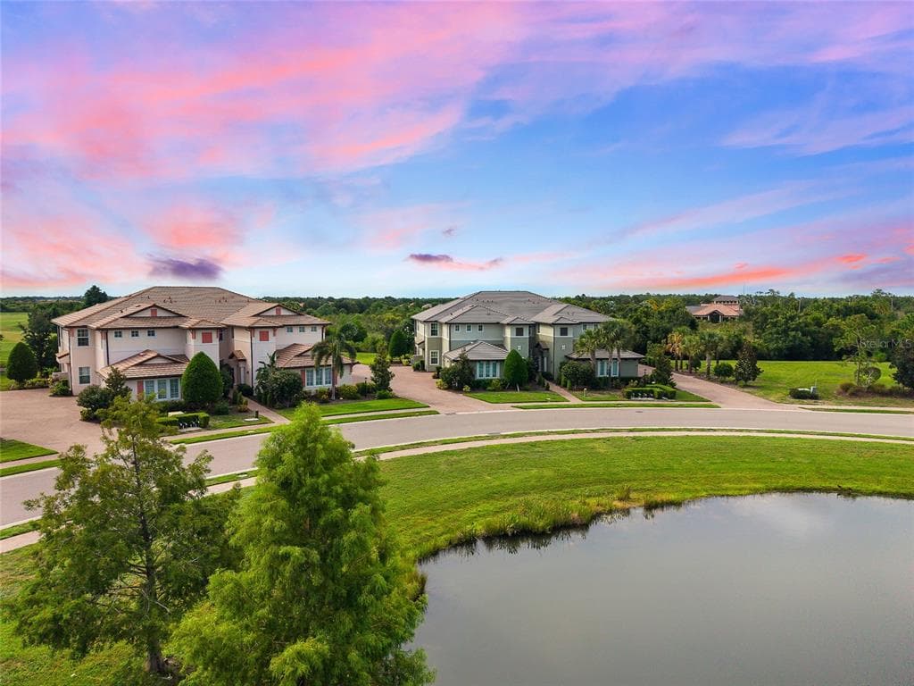 7342 DIVOT LOOP, LAKEWOOD RANCH, FL 34202