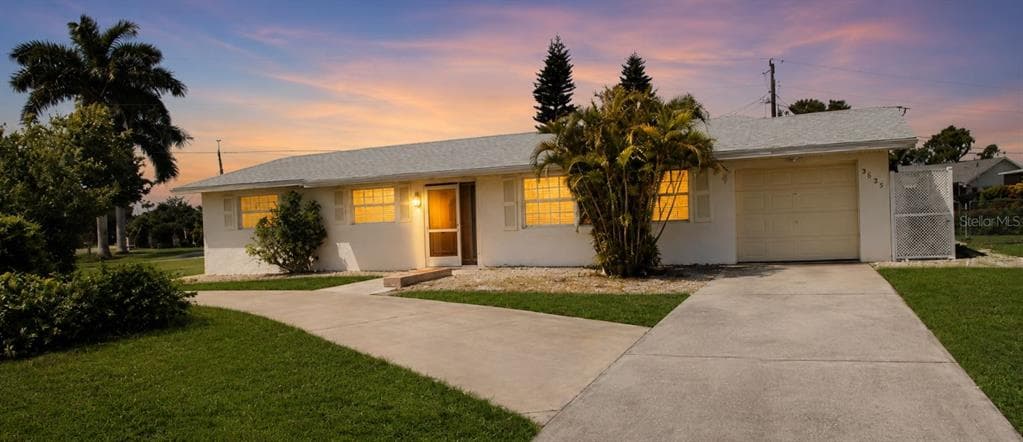 22191 NEW ROCHELLE AVENUE, PORT CHARLOTTE, FL 33952