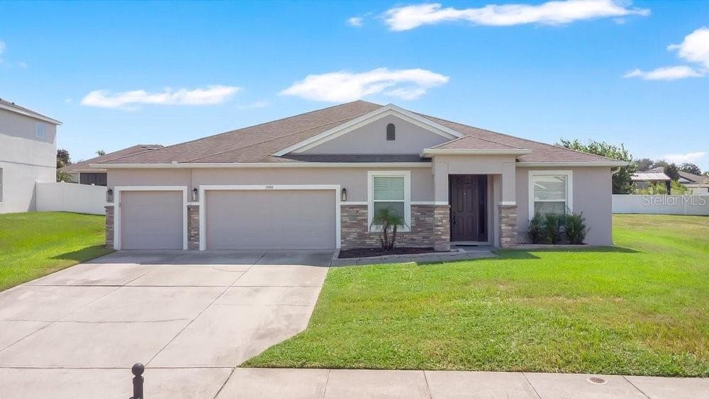 1086 ROCK CREEK STREET, APOPKA, FL 32712