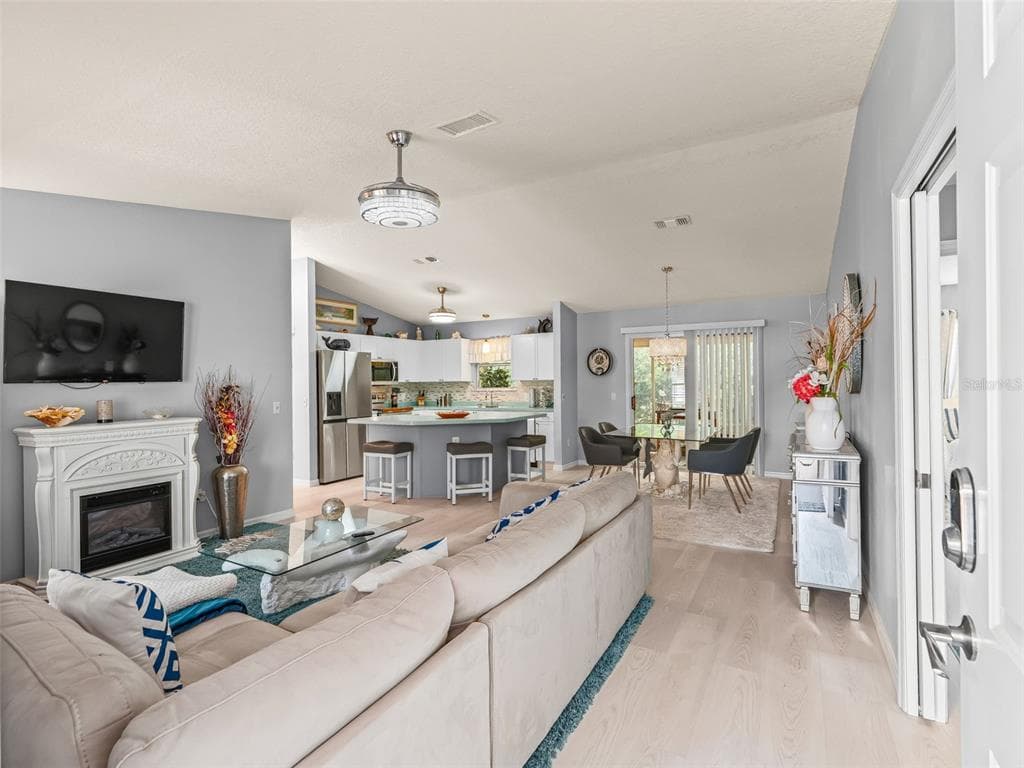 1304 GUADALUPE COURT, THE VILLAGES, FL 32159 — zdjęcie 5