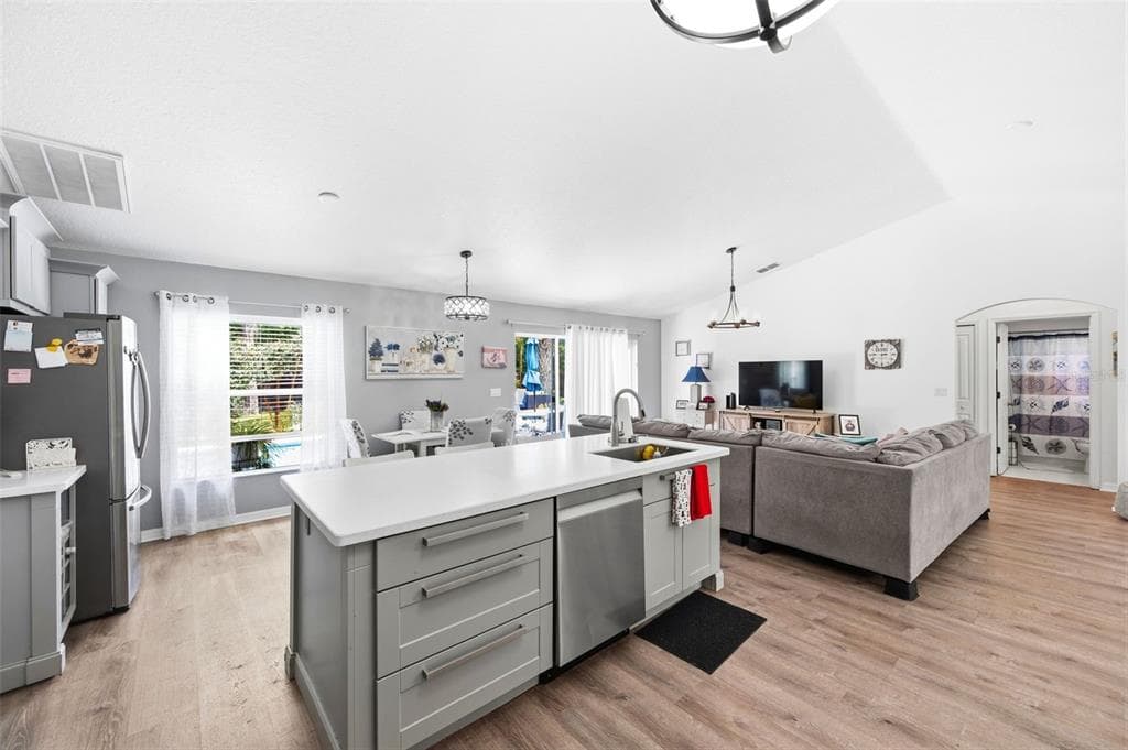 11240 MARQUERITE AVENUE, NEW PORT RICHEY, FL 34654 — zdjęcie 5