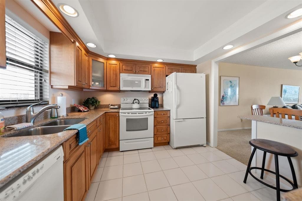 1230 GULF BOULEVARD # 403, CLEARWATER BEACH, FL 33767 — zdjęcie 4