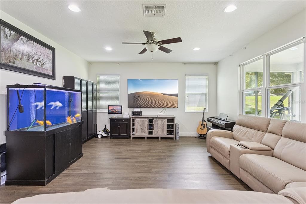 3254 LANDING VIEW, TAVARES, FL 32778 — zdjęcie 5