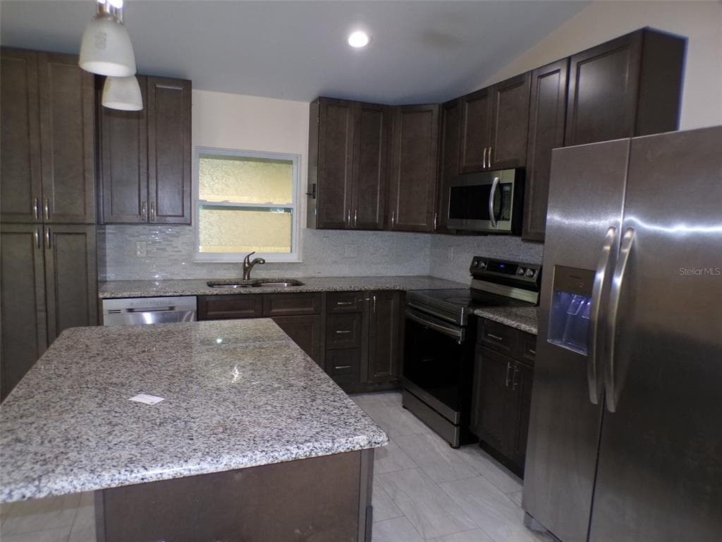 3724 TRACY STREET, FORT MYERS, FL 33905 — zdjęcie 4