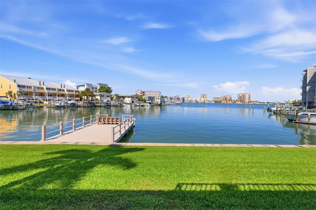 400 LARBOARD WAY # 105, CLEARWATER BEACH, FL 33767