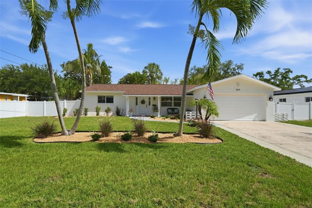 1819 MARYLAND AVENUE NE, ST PETERSBURG, FL 33703 — zdjęcie 2