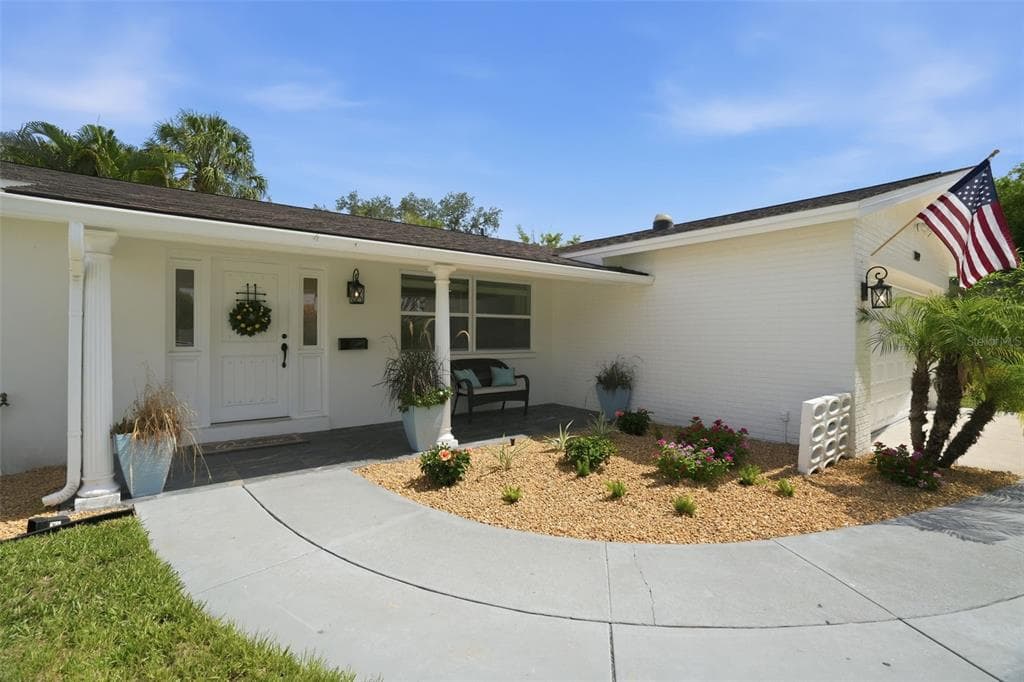 1819 MARYLAND AVENUE NE, ST PETERSBURG, FL 33703 — zdjęcie 3