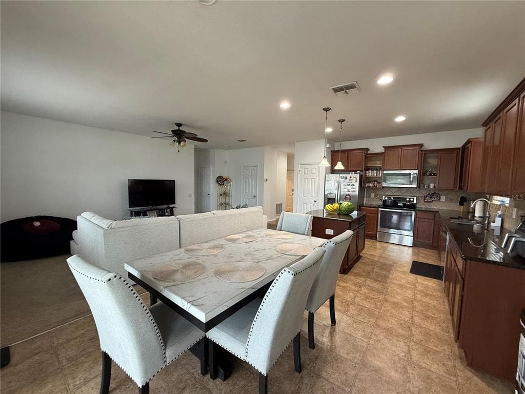 759 SUGAR CAMP WAY, BROOKSVILLE, FL 34604 — zdjęcie 5
