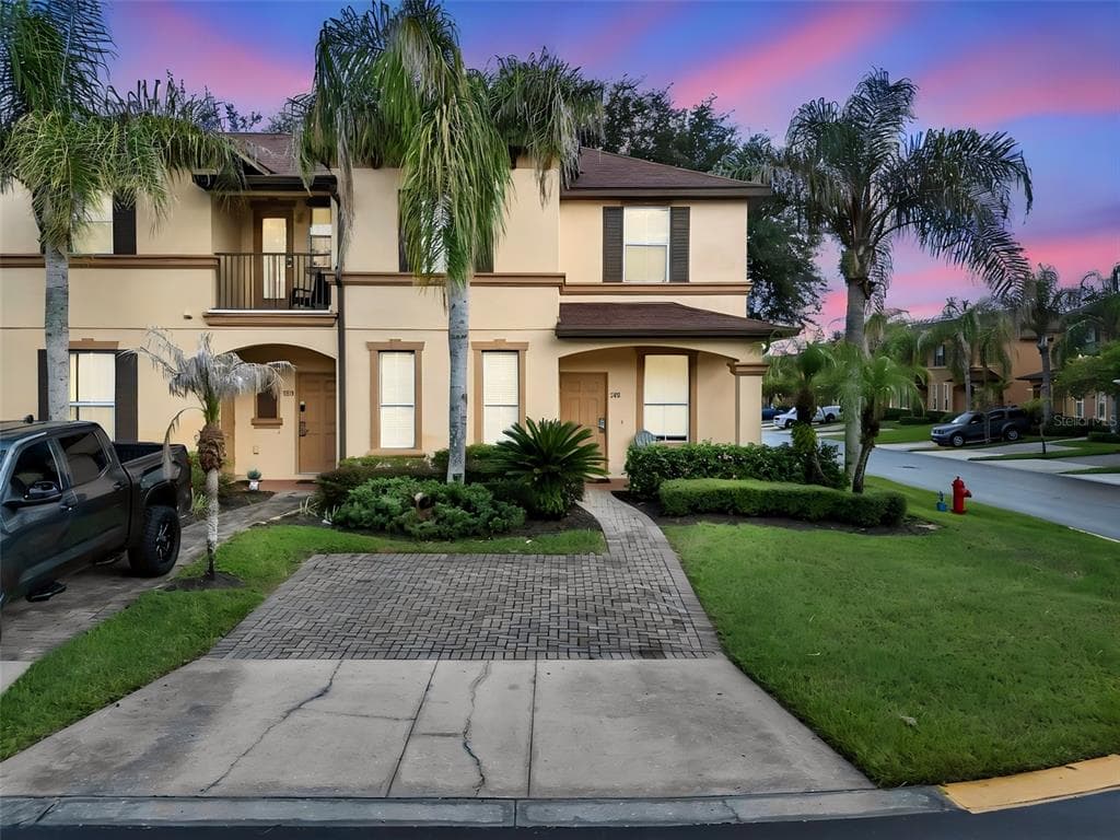 743 CALABRIA AVENUE, DAVENPORT, FL 33897