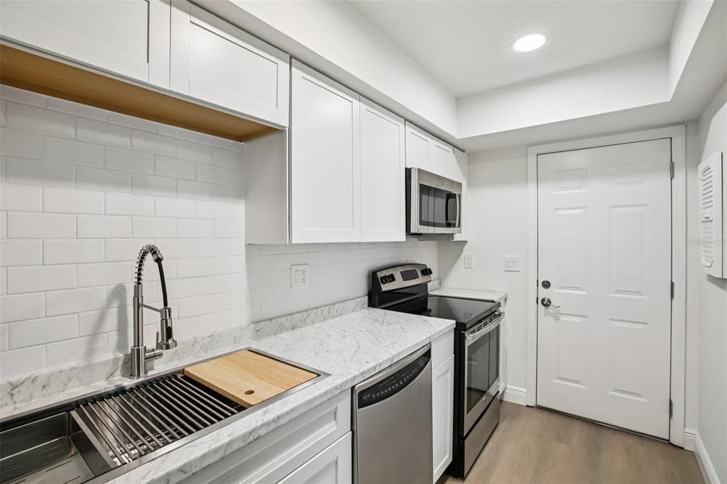 2906 LICHEN LANE # B, CLEARWATER, FL 33760 — zdjęcie 2