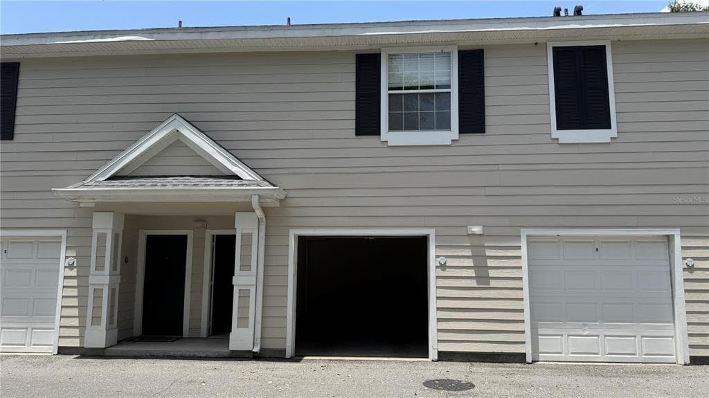 234 SOUTHERN PECAN CIRCLE # 202, WINTER GARDEN, FL 34787
