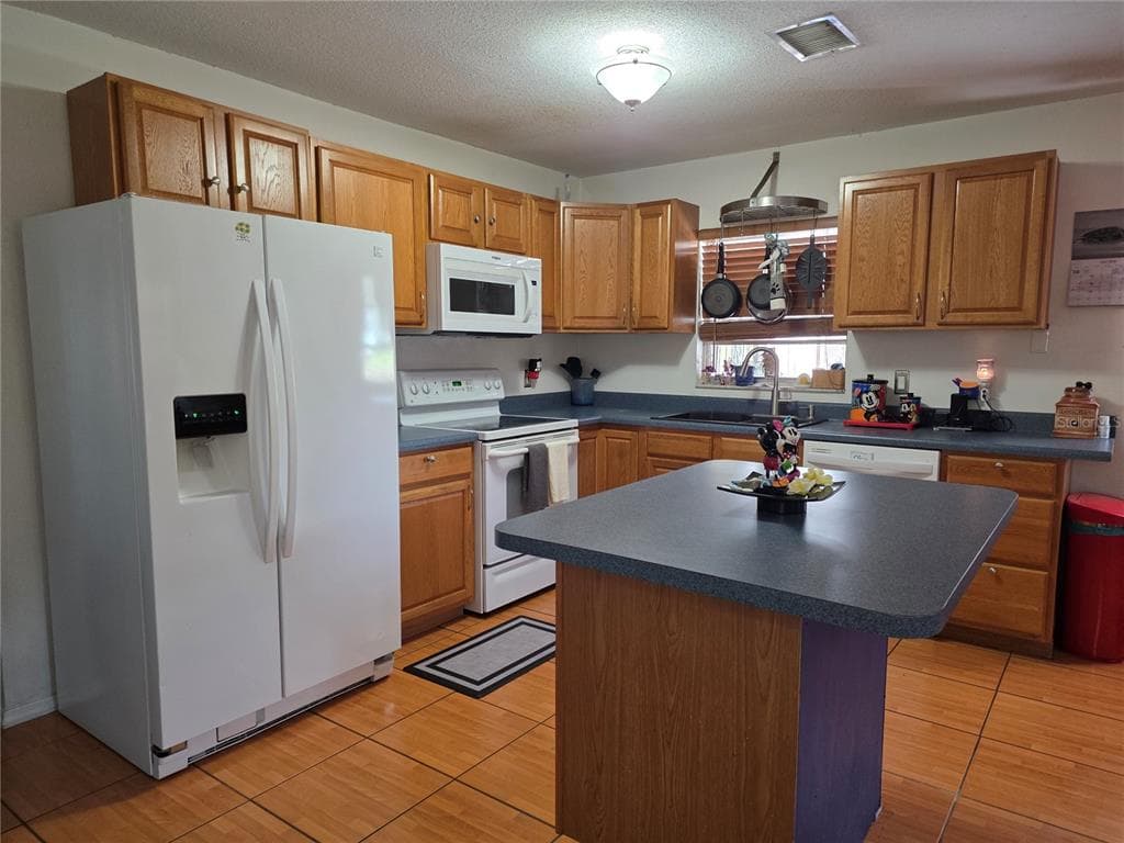 9272 51ST STREET N, PINELLAS PARK, FL 33782 — zdjęcie 5