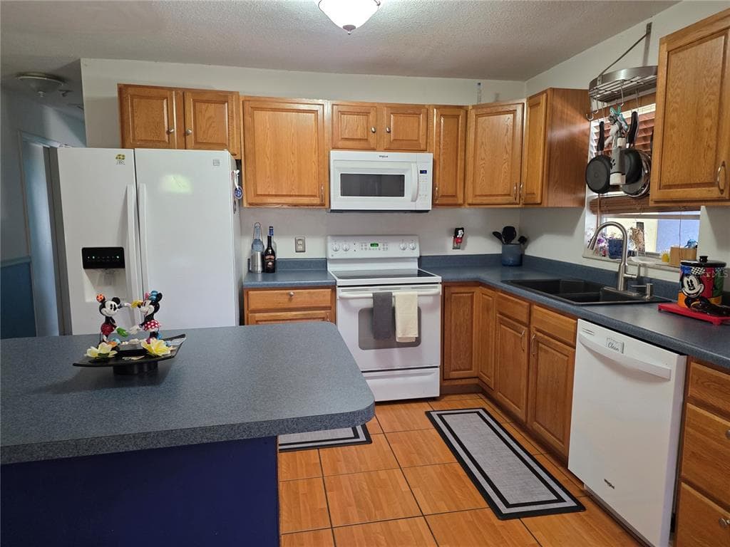9272 51ST STREET N, PINELLAS PARK, FL 33782 — zdjęcie 4