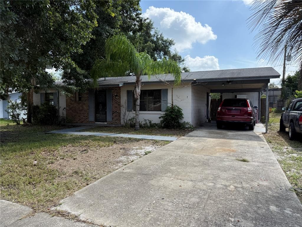 2479 KIMBERLY DRIVE, DELTONA, FL 32738