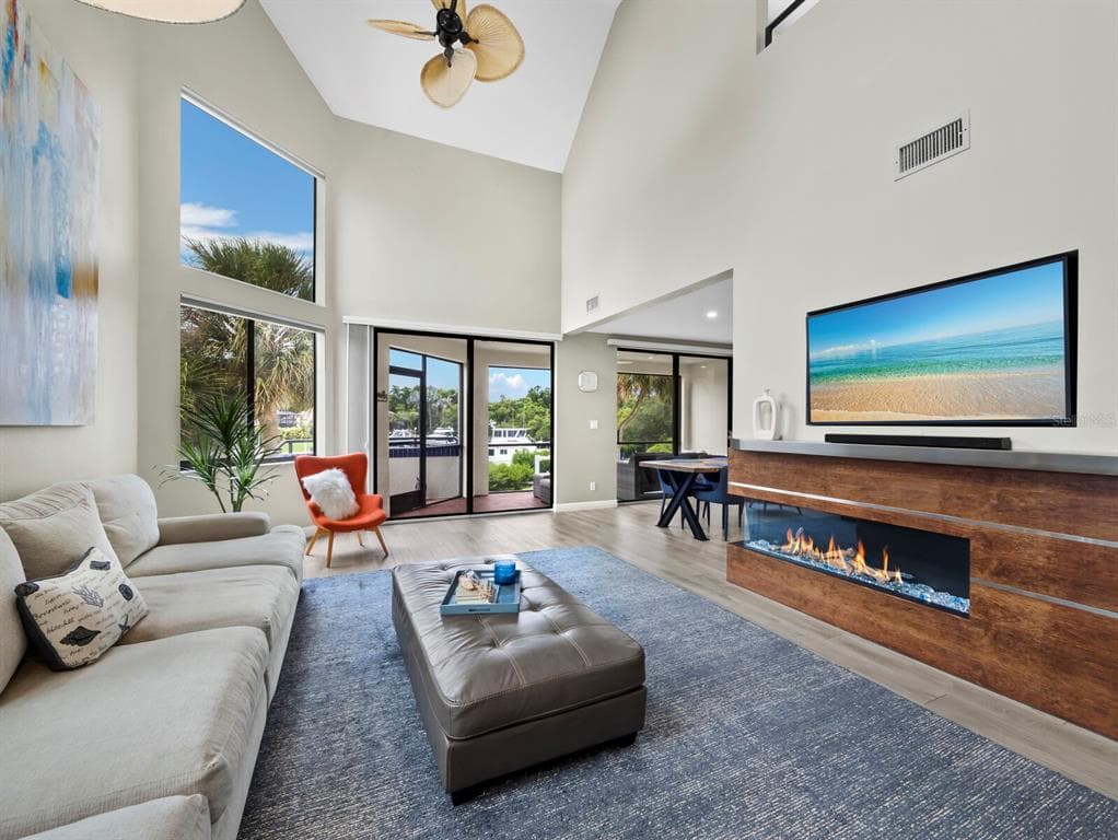 1906 HARBOURSIDE DRIVE # 304, LONGBOAT KEY, FL 34228 — zdjęcie 5