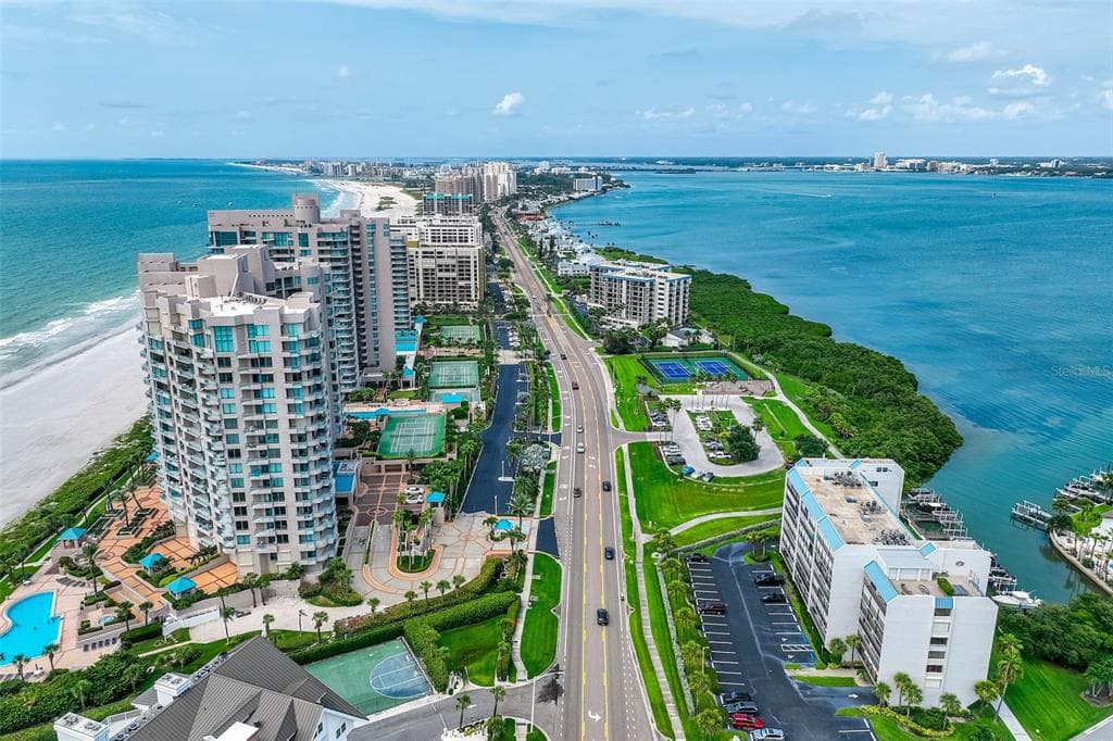 1581 GULF BOULEVARD # 203N, CLEARWATER BEACH, FL 33767 — zdjęcie 2